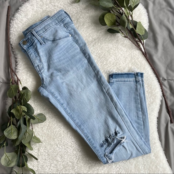 Mossimo Don’t Care Mid-Rise Power Stretch with Released Hem Jeggings - Picture 3 of 16